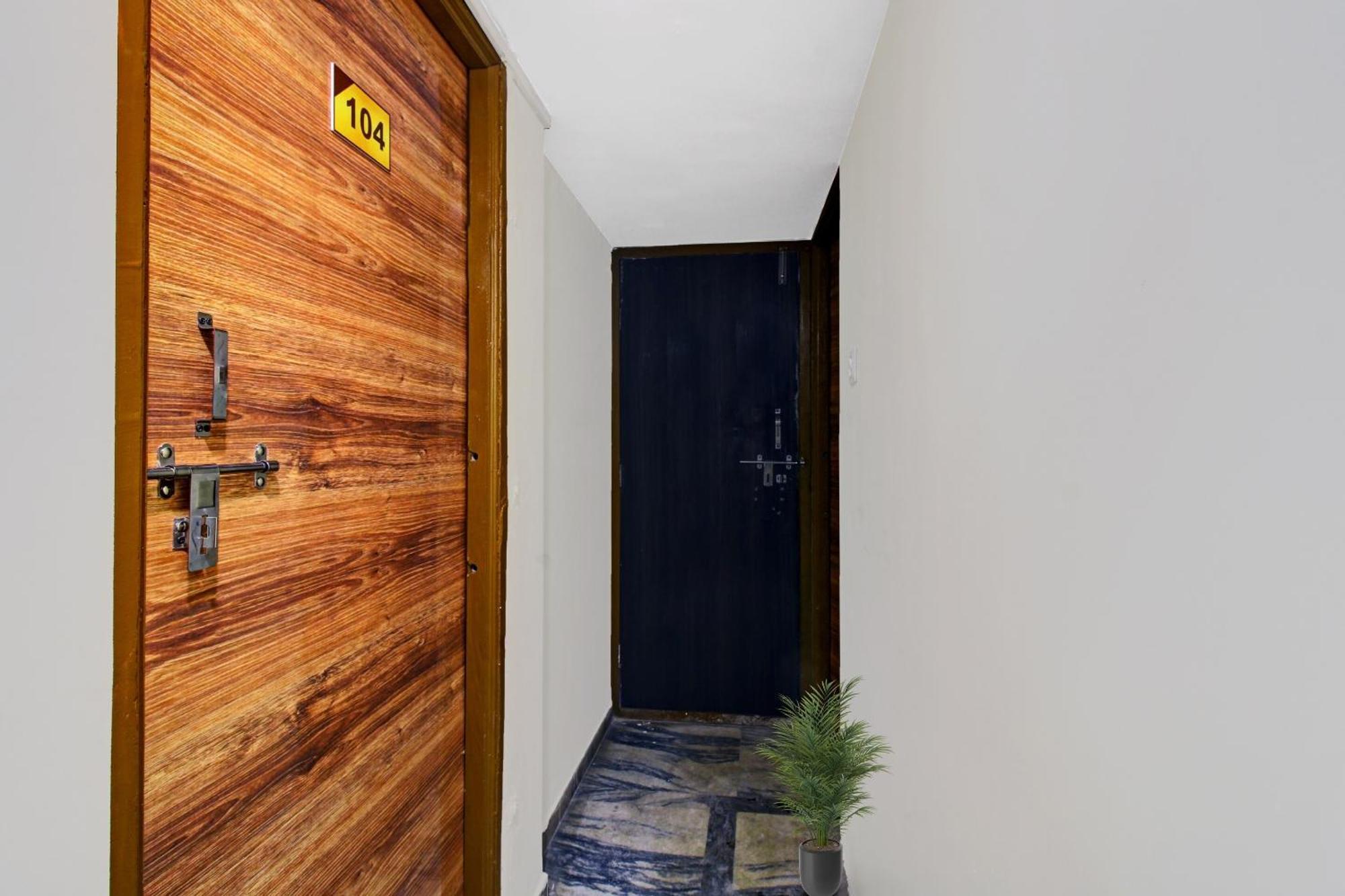 Hotel O Gopika Stay Inn Nágpur Kültér fotó